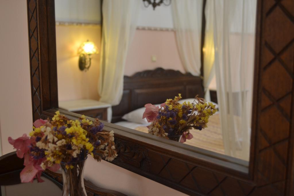 Monte Kristo Otel Ermoupoli Dış mekan fotoğraf