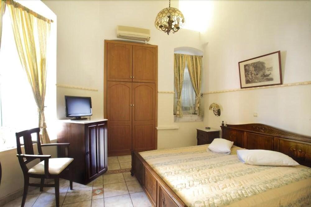 Monte Kristo Otel Ermoupoli Dış mekan fotoğraf