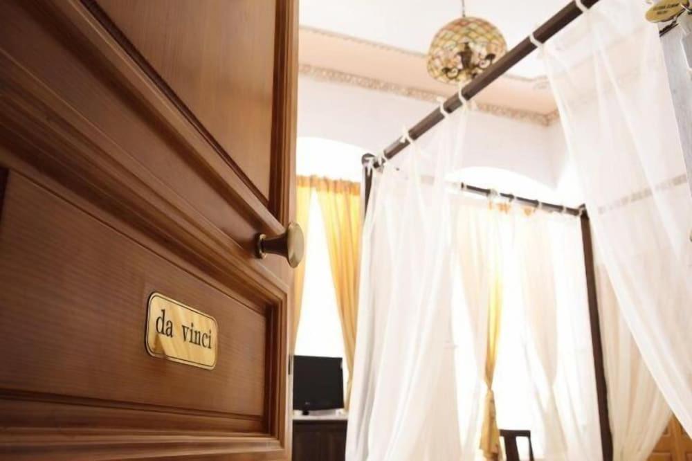 Monte Kristo Otel Ermoupoli Dış mekan fotoğraf